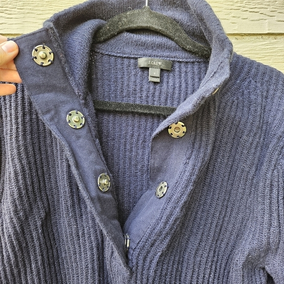 J. Crew navy Ribbed Popover quarter-snap sweater with pockets size small - Picture 4 of 6